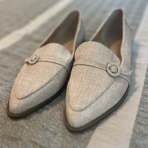 Size 9 Pointe toe shoes - Picture 6 of 6